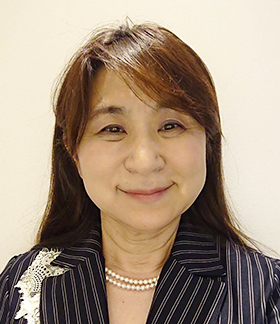 上林 久美子